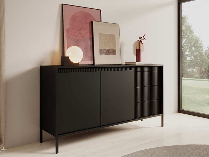 малък скрин с две врати и чекмеджета черно - бежово senso b las