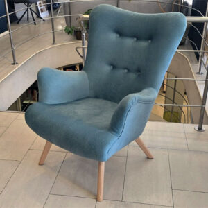 намалено кресло с flori синьо